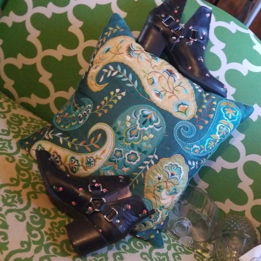 Very very pretty boots